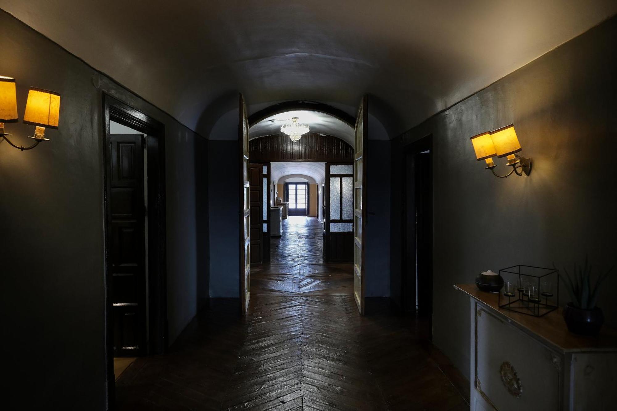 Casa Rural Palacio Conde De Aldana Con Piscina Entre Encinares Y Dehesas Terradillos ภายนอก รูปภาพ